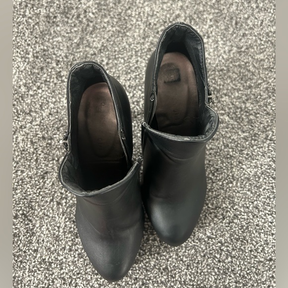 EUC- Madden girl booties - Picture 7 of 7